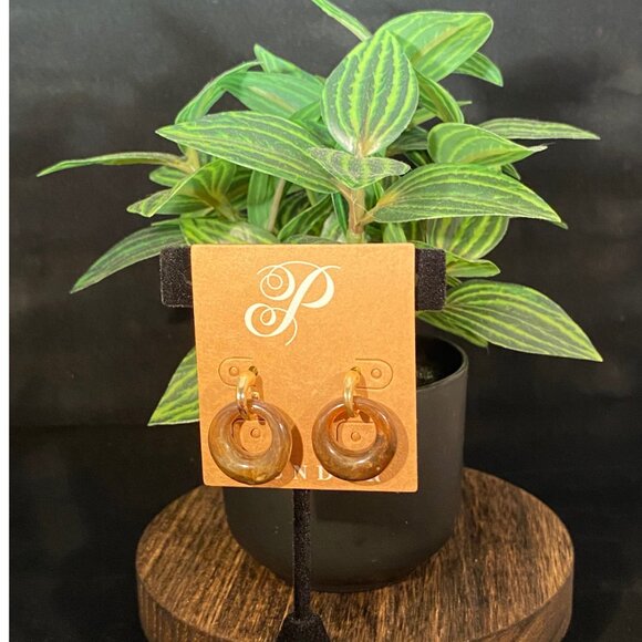 NEW, NEVER WORN Plunder drop earrings - Picture 2 of 3